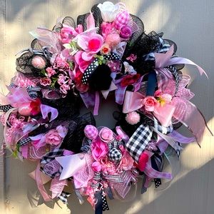 Wreath, Easter or everyday large Black and pink wreath